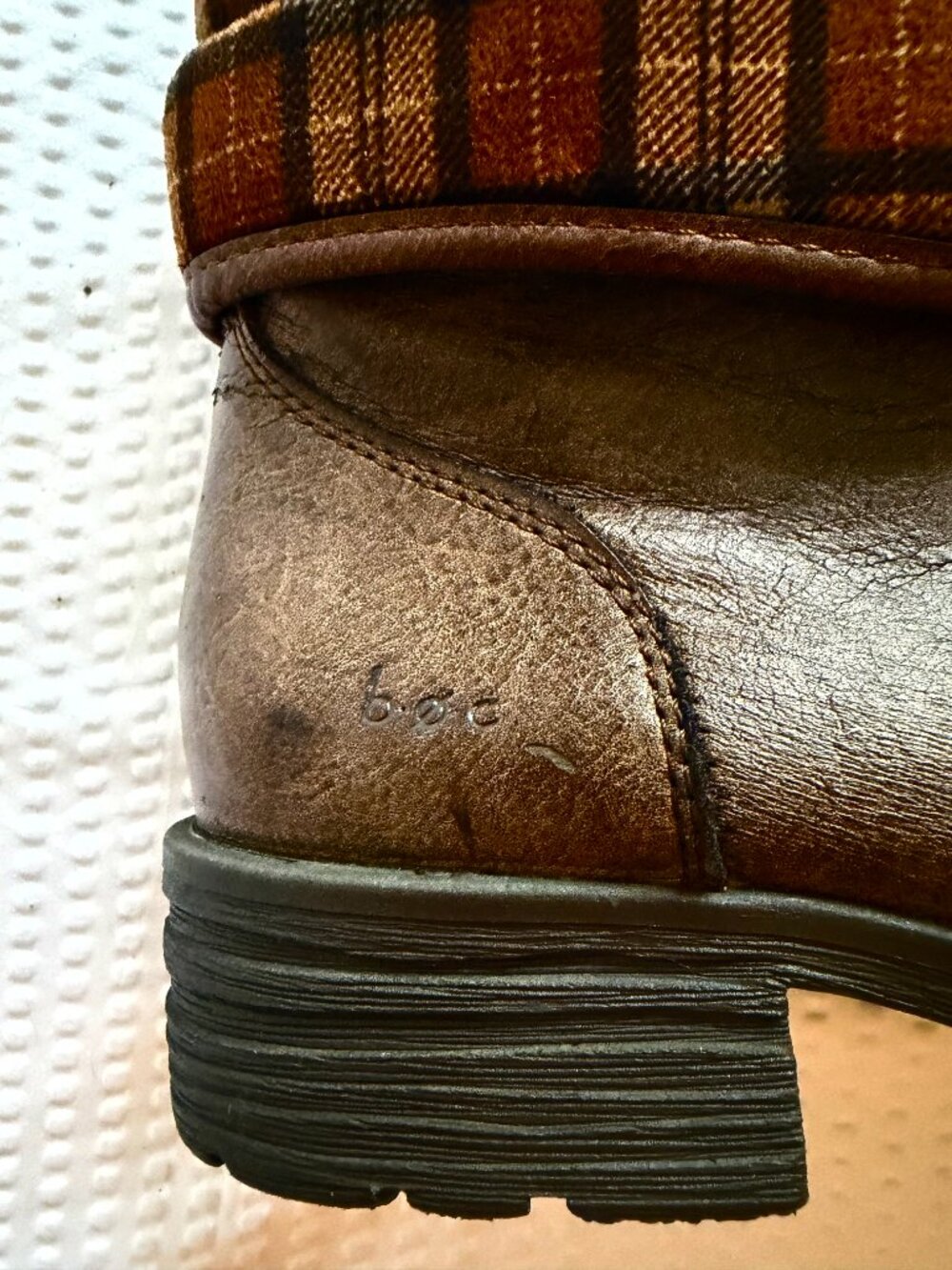 b.o.c ‘Bristol’ Faux Leather Fold-Over Ankle Boots Size 7 ½ - Picture 8 of 12